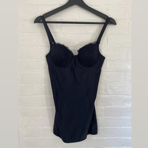 La Senza 34C bra spanks - Picture 3 of 6